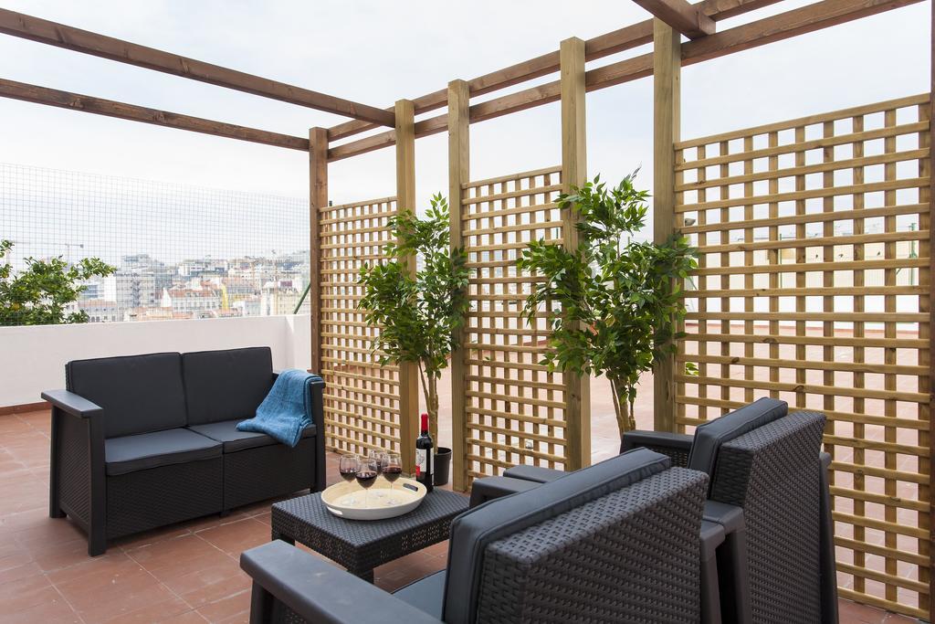 Joivy Superb 1-Bed Apt With Workspace And Terrace, Close To Avenida Da Liberdade Лиссабон Экстерьер фото